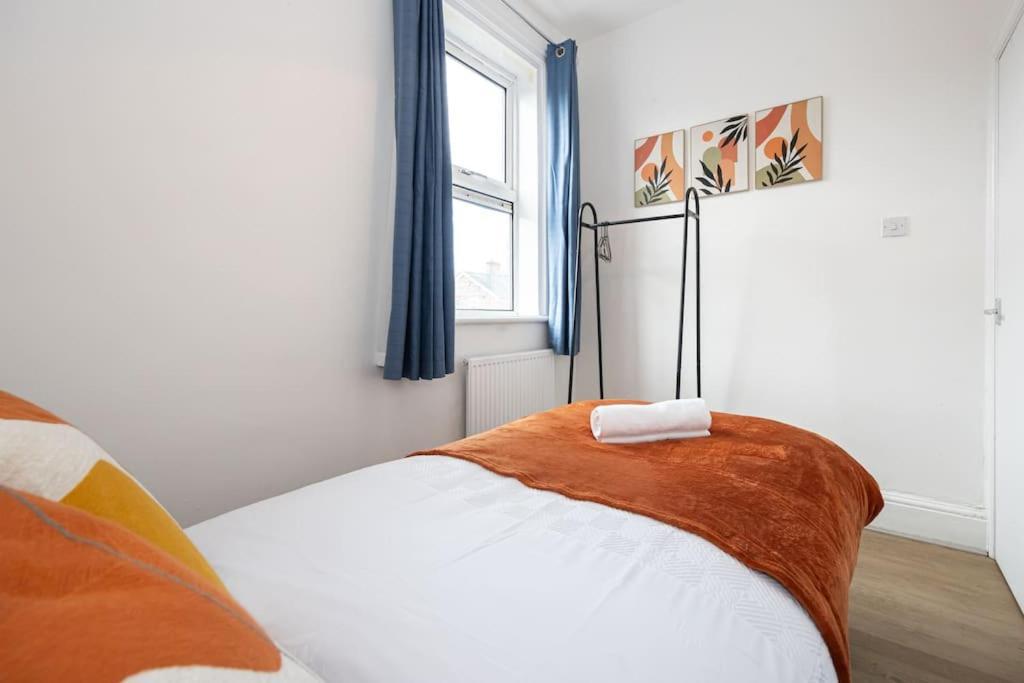 Bright & Modern 3 Bedroom Old Trafford Home Manchester Eksteriør billede