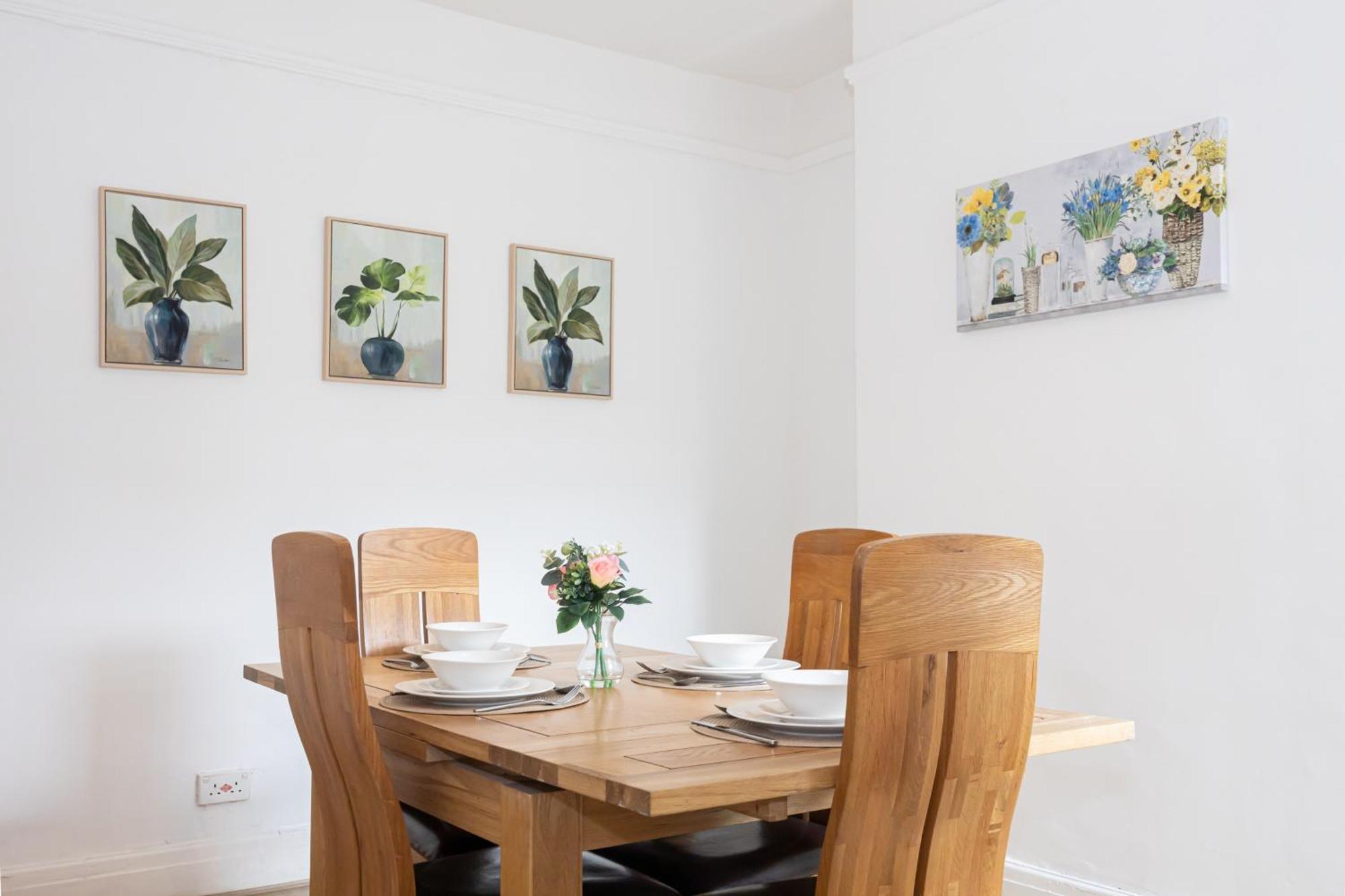 Bright & Modern 3 Bedroom Old Trafford Home Manchester Eksteriør billede
